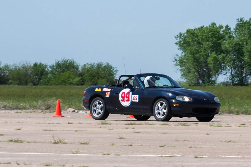 Illustration for article titled Huge Juicy Autocross Photodump